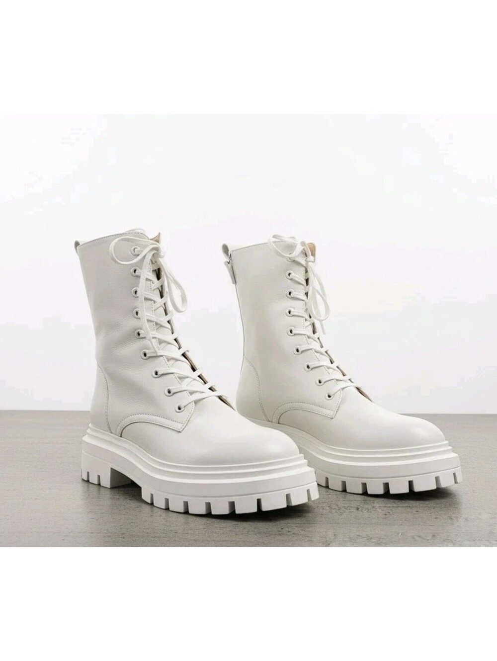 Stuart Weitzman White Leather Combat Platform Boots Lug Sole Size 8 Made in...